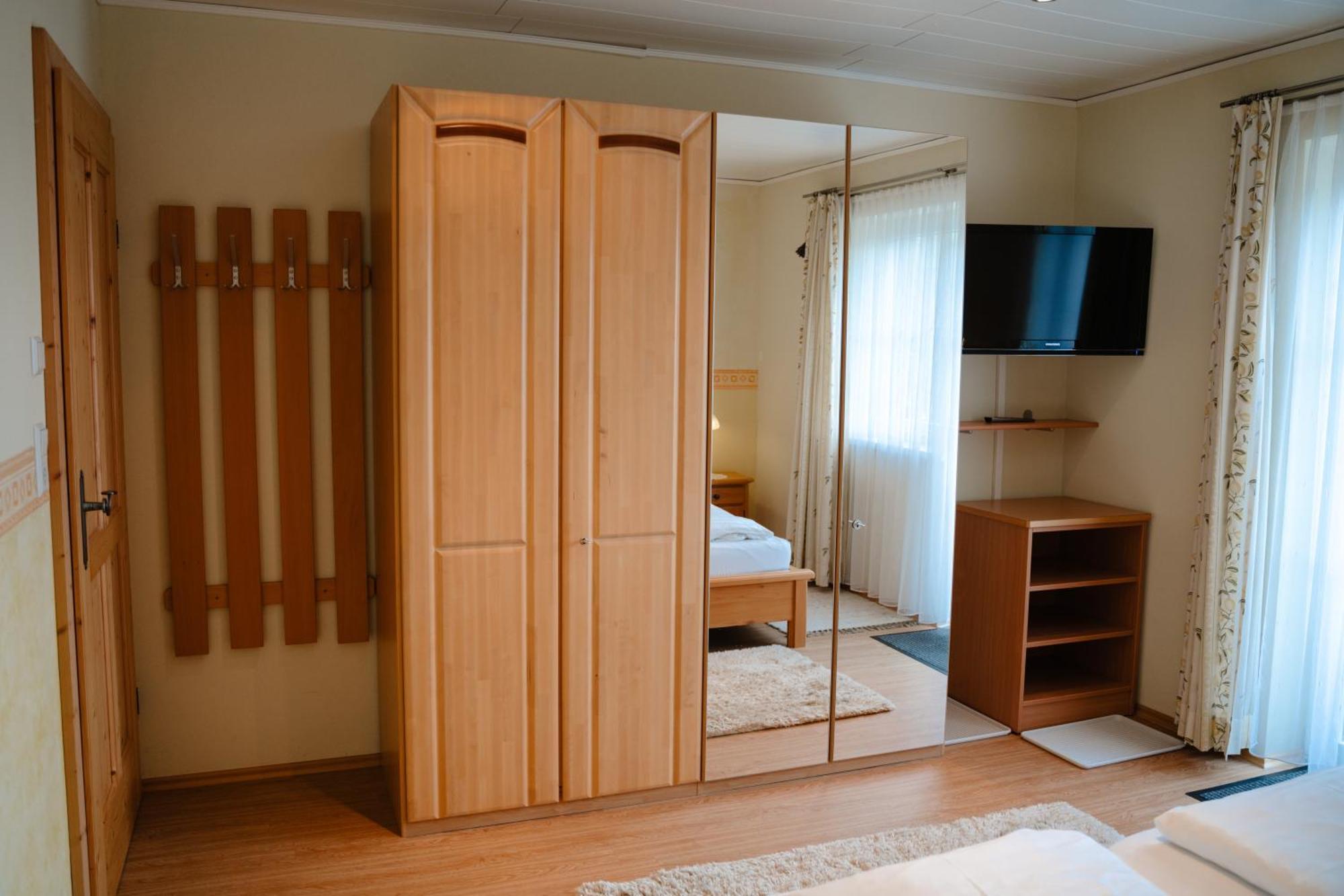 Ertlschweigerhaus Pension - Appartements - Zimmer Donnersbach Luaran gambar