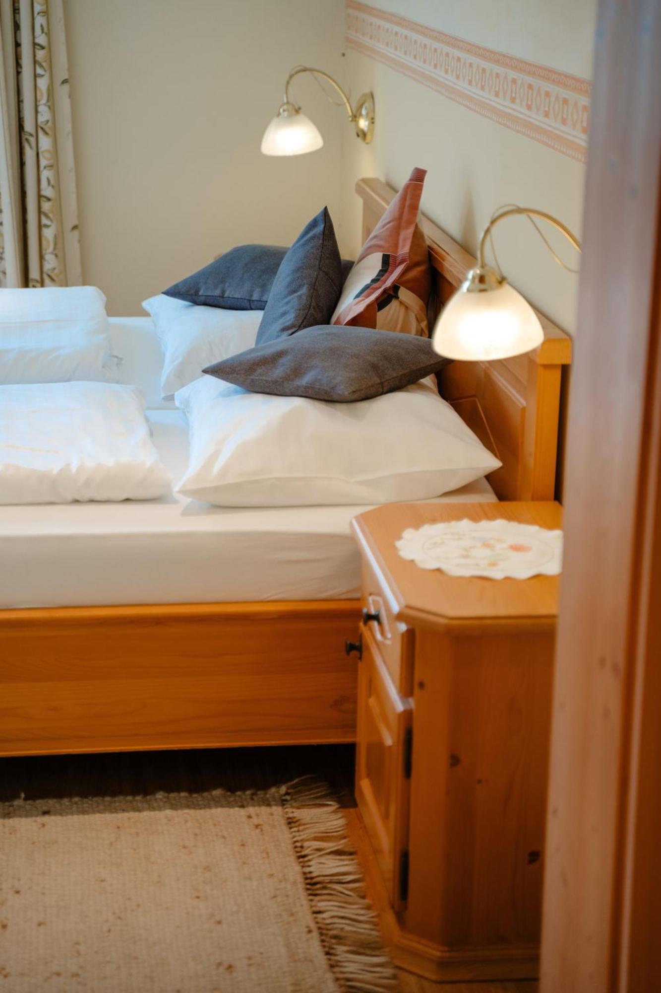 Ertlschweigerhaus Pension - Appartements - Zimmer Donnersbach Luaran gambar